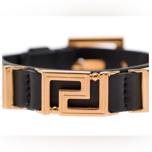 Versace Greca-Charm Black & Gold Detailed Buckle Adjustable Leather Bracelet - Picture 3 of 13